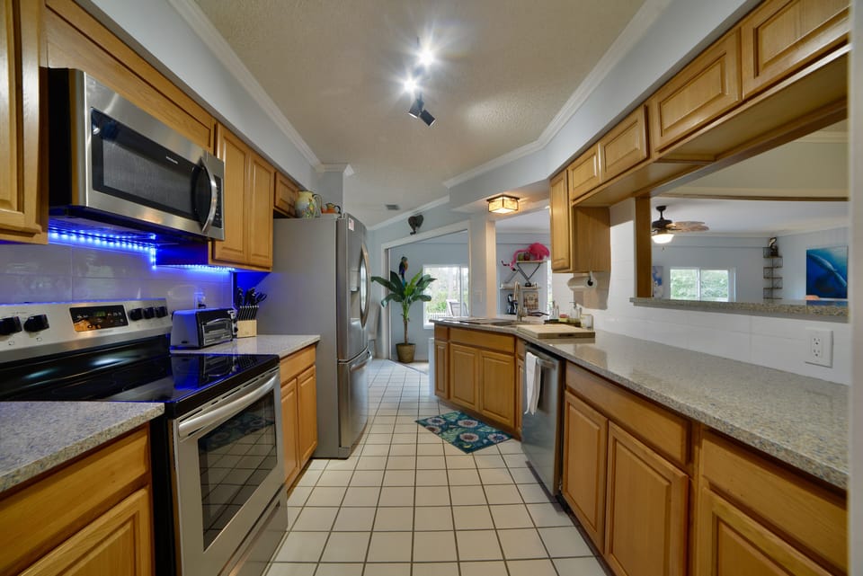 Fully equipped kitchen