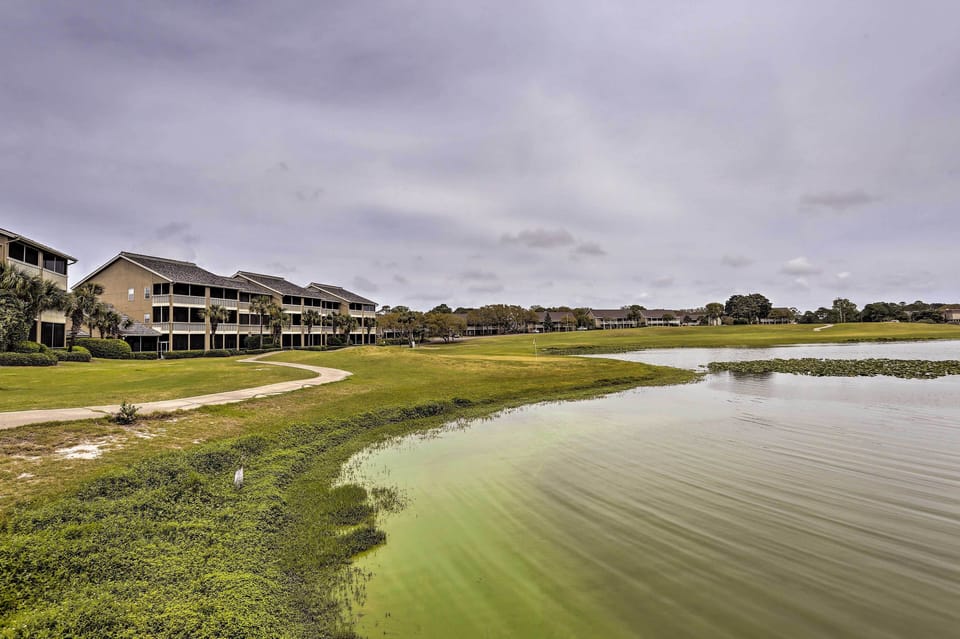 Seascape Resort Amenities | 5 Outdoor Pools (1 Heated) | Pickleball & Tennis