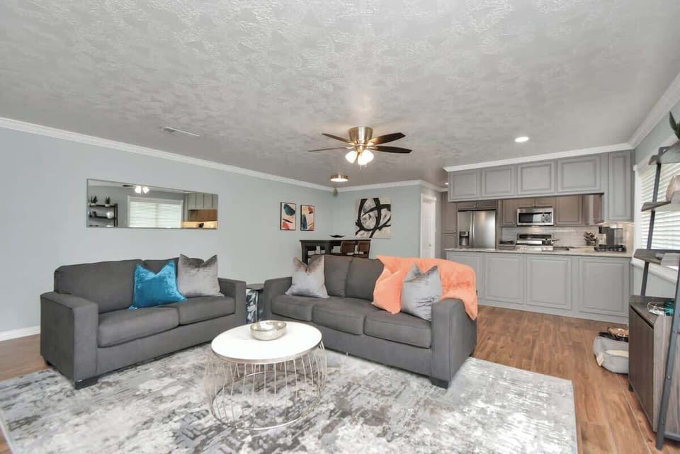 Enjoy relaxing on these comfortable couches after a long day in the pool. With easy access to the kitchen and snacks, you'll have everything you need for much needed fun and relaxation. 