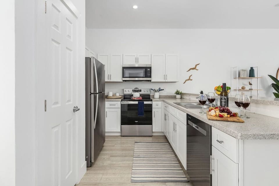 This kitchen has all the modern conveniences