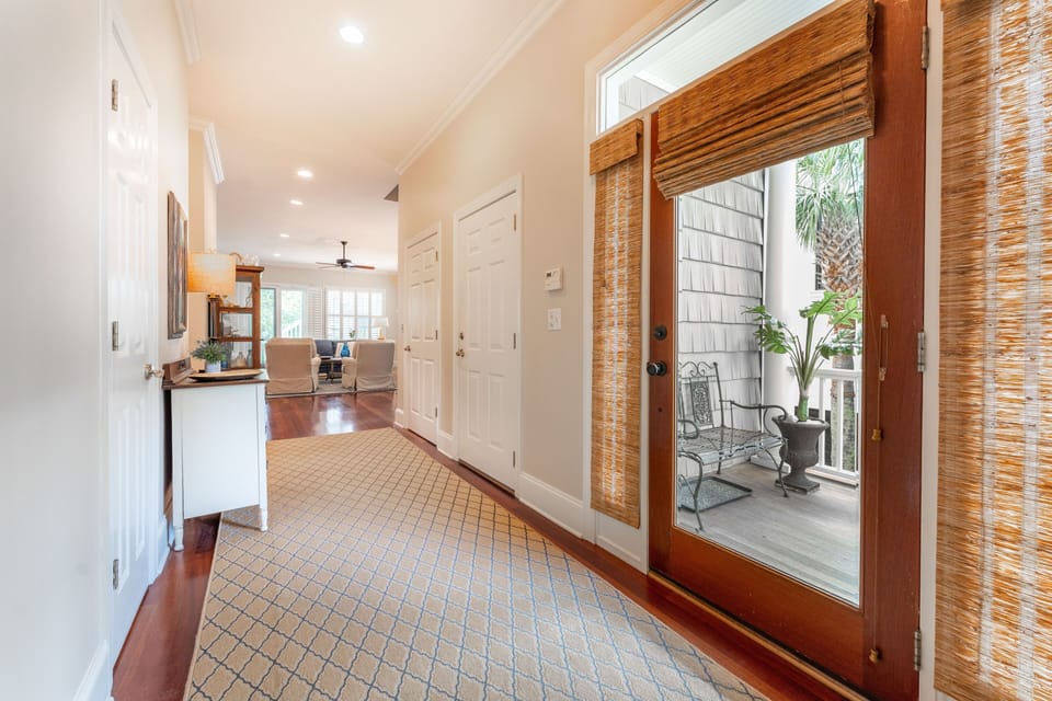 110 Carolina Bl. IOP_-100