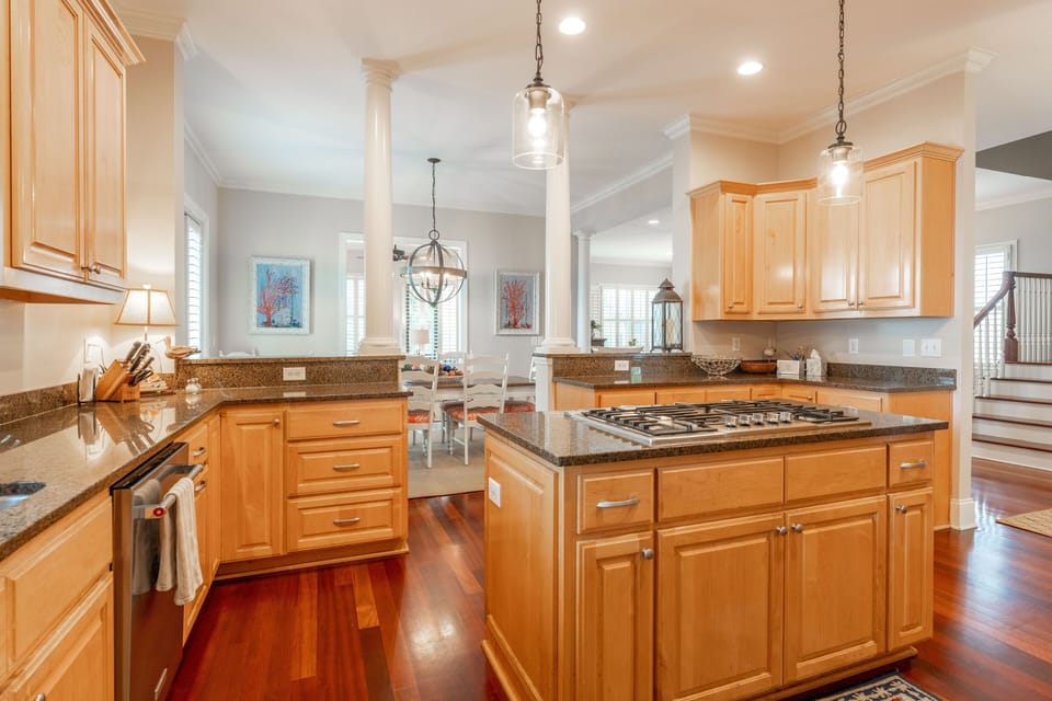 110 Carolina Bl. IOP_-114