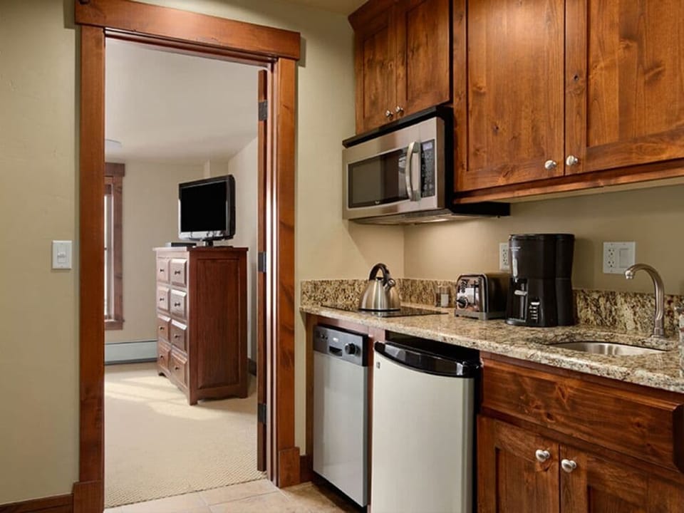 2 Bedroom Residence - Grand Lodge on Peak 7