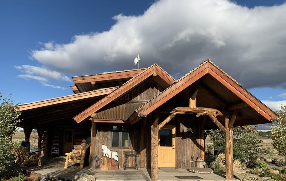 Side view of back porch and side entryway