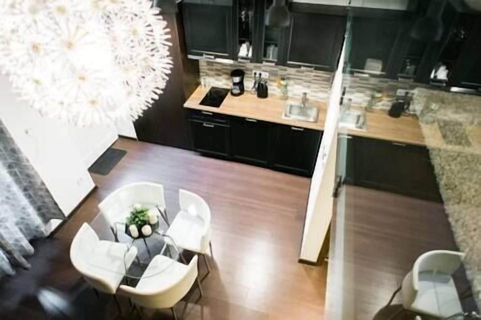 Kitchen (1)