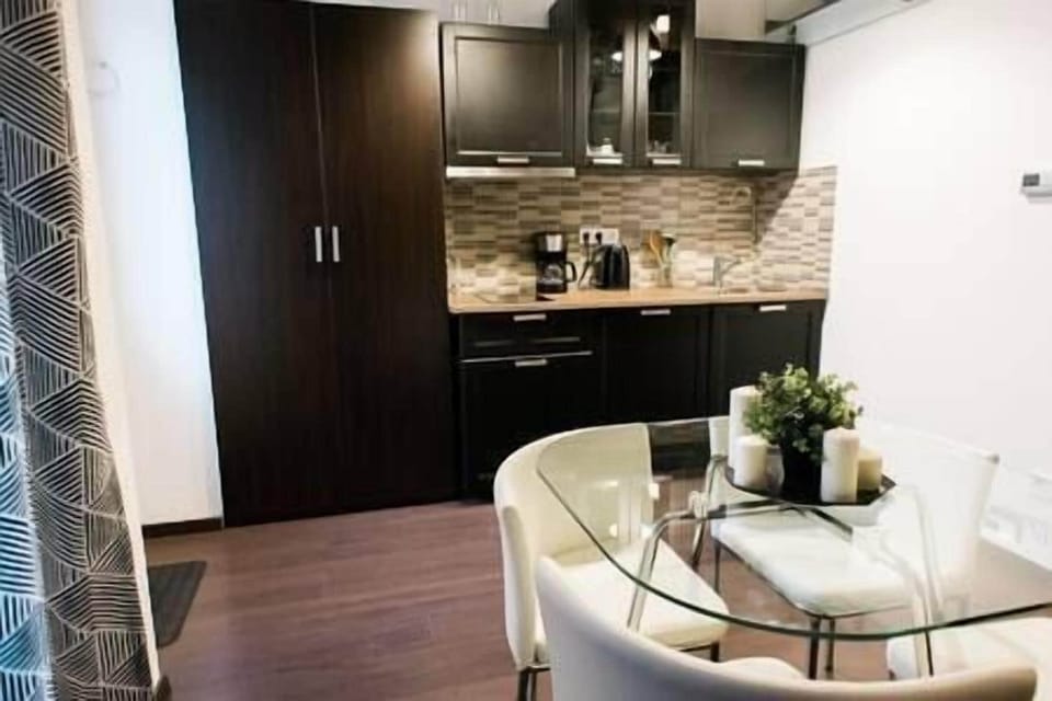 Kitchen (3)