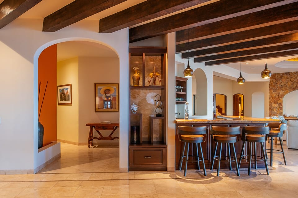 Indoor-Living-Bar-Area-View-Whales-November-April