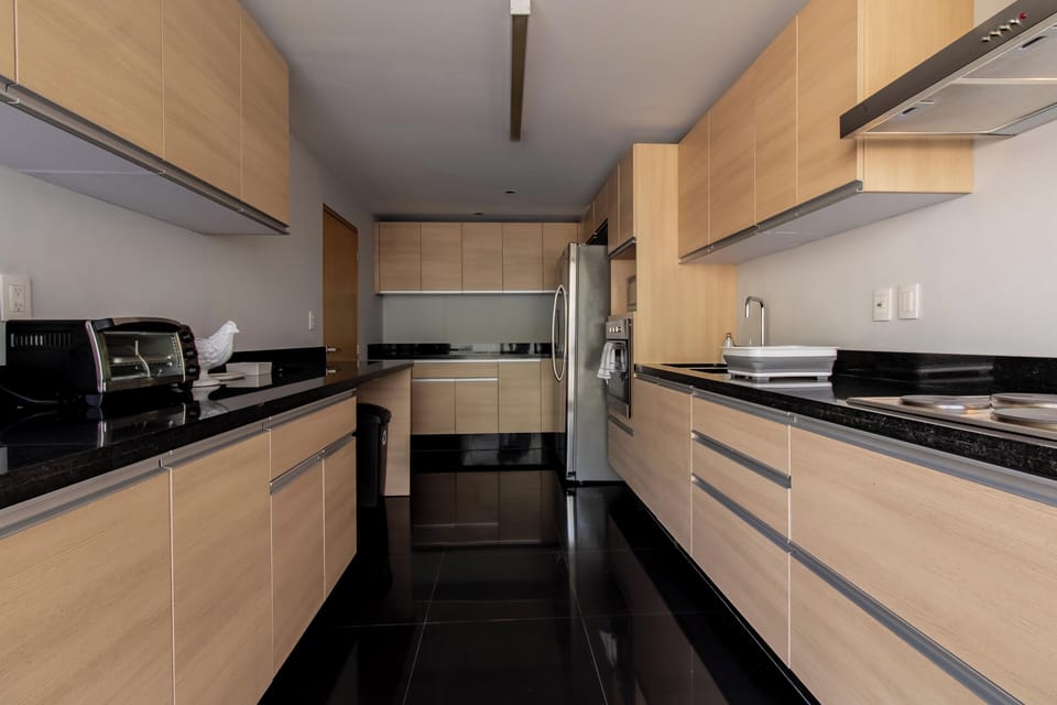 Your home away from home kitchen experience.


