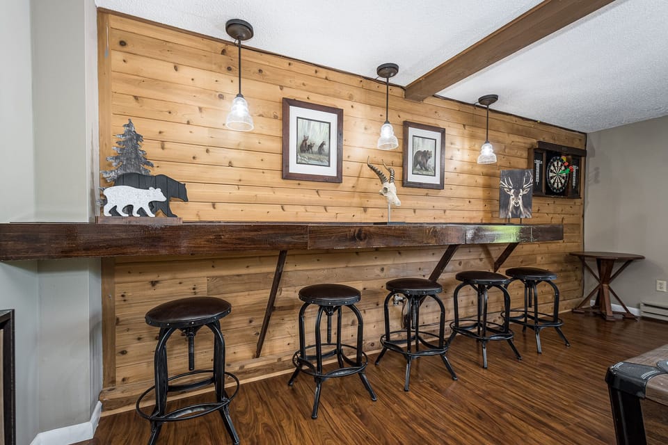 Game Area Bar