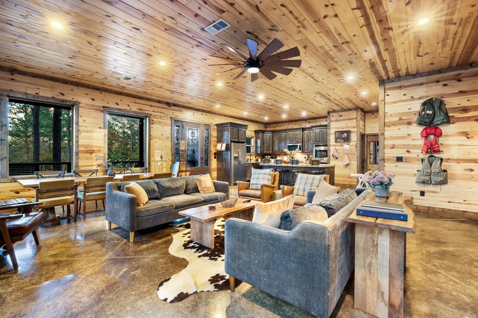 Living/Dining/Kitchen with seating for 18