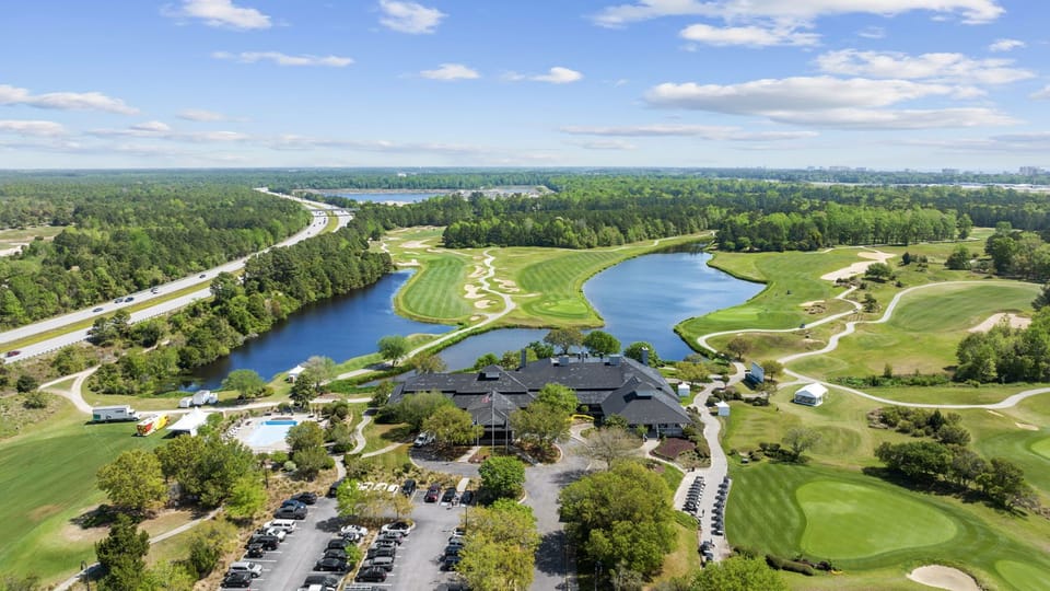 Golf Course Located 2 minutes from Resort!