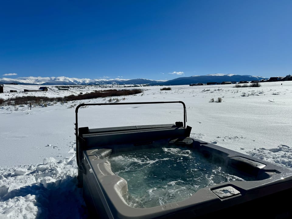 Hot Tub with views of Winter Park.